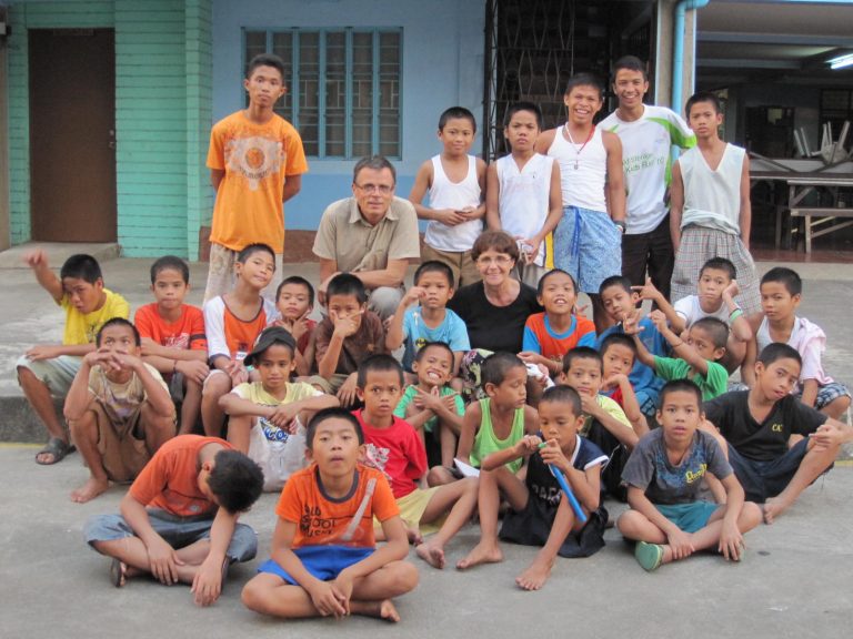 avec les enfants de senden home
